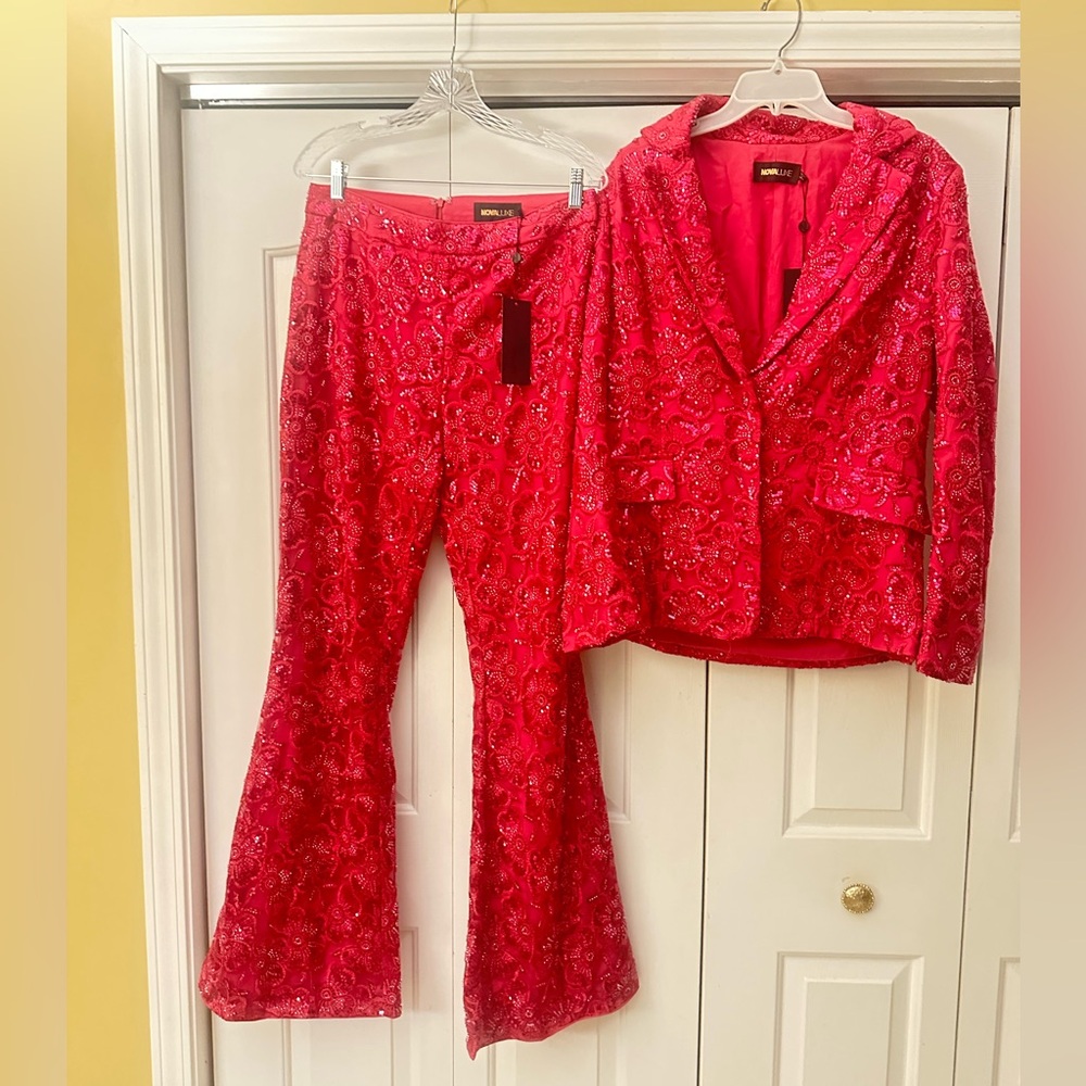 NWT women’s embroidered sequin suit